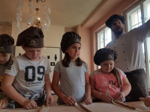 20181017 143000 (Copy)